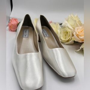 Betty Winter White Shoes